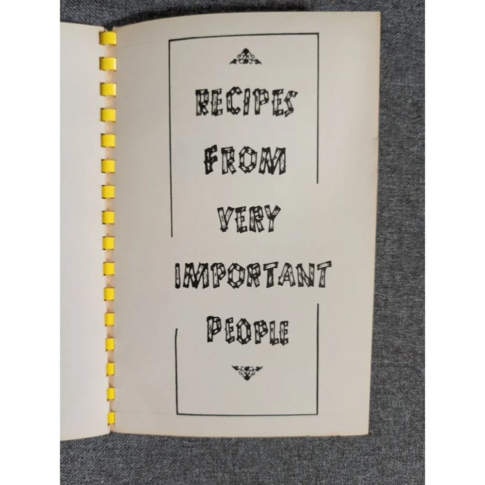 Very Rare Favorite Recipes Of Famous Women 1971 LaVale MD First Ladies Cookbook